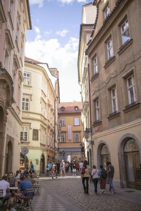 King Charles Apartment Prague Exterior photo