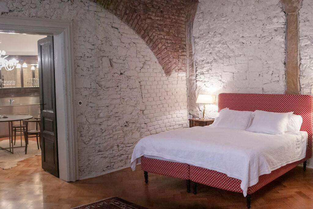 King Charles Apartment Prague Exterior photo